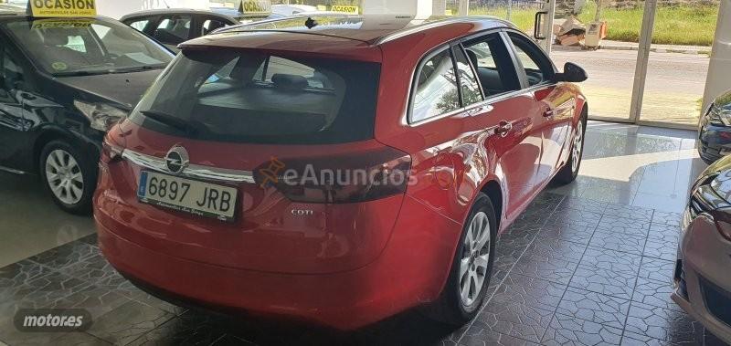 Opel Insignia 1.6 CDTI 120CV de 2016 con 140.000 Km por 8.500 EUR. en Caceres