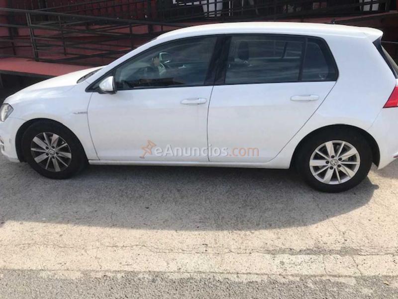 Volkswagen Golf 1.6 BLUEMOTION 