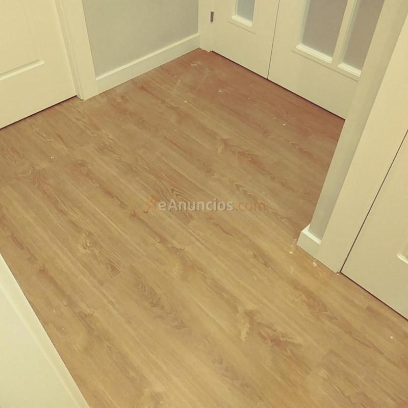 montaje de suelos de maderas laminados