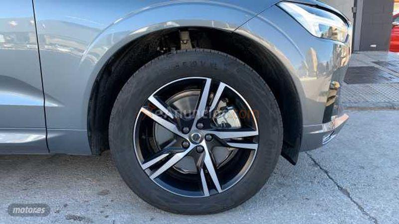 Volvo XC 60 XC60 B4 (D4) AWD R-Design Automatico de 2020 con 100 Km por 49.500 EUR. en Malaga