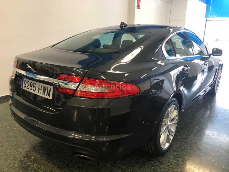 Jaguar XF 2.0T LUXURY 240cv 