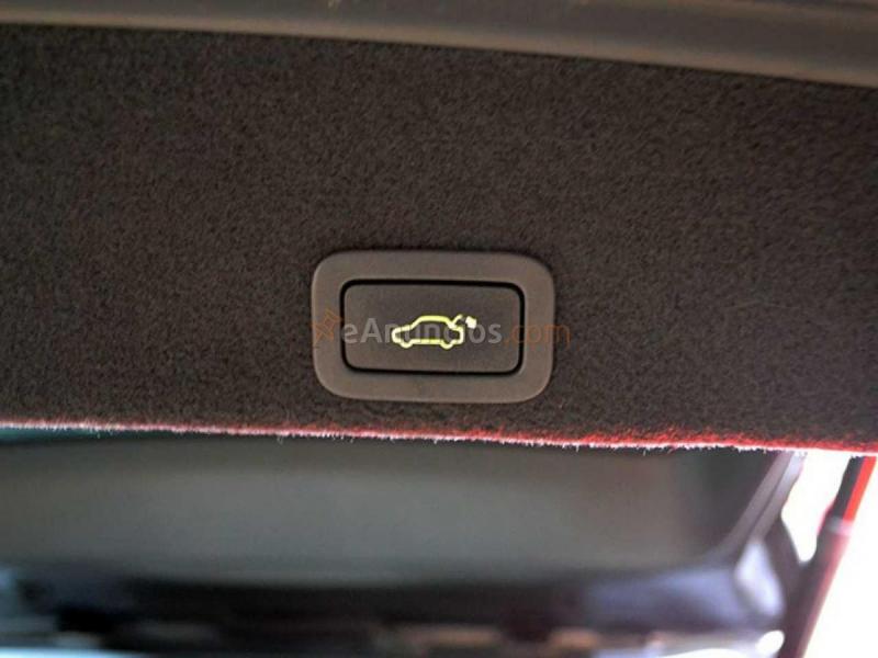 Volvo XC-60 2.0 D3 Momentum Auto