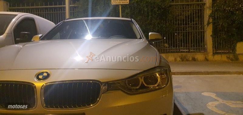 BMW Serie 3 320d xDrive Automatica Touring de 2012 con 225.000 Km por 14.999 EUR. en Sevilla