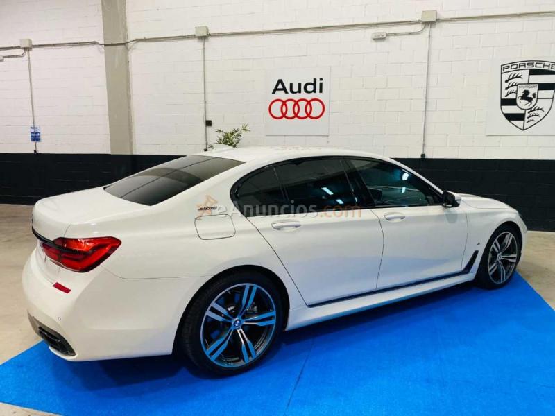 BMW Serie 7 740 e iPerfomance pack M 