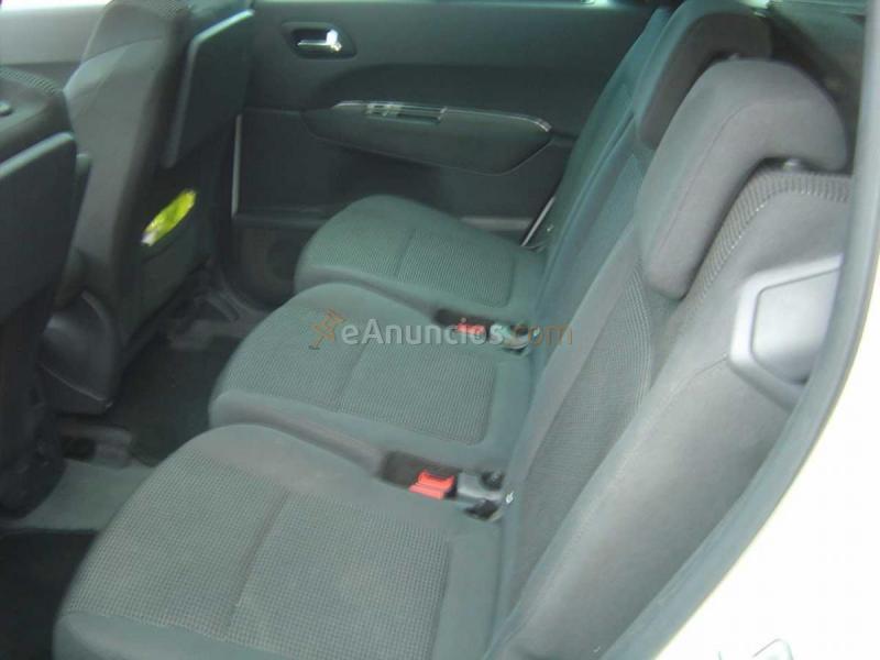 Peugeot 5008 1.6 B HDI  ALLURE 