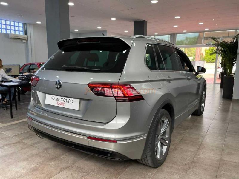 Volkswagen Tiguan SPORT R-LINE 150CV DSG7 