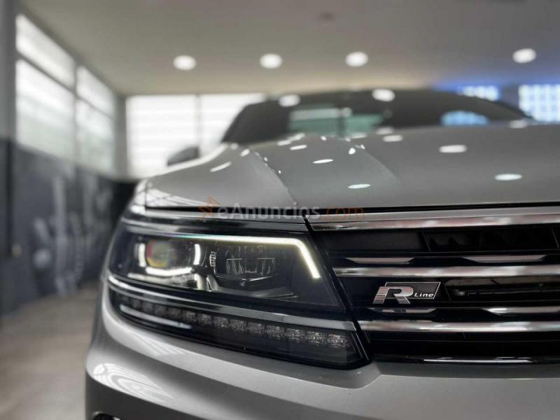 Volkswagen Tiguan SPORT R-LINE 150CV DSG7 