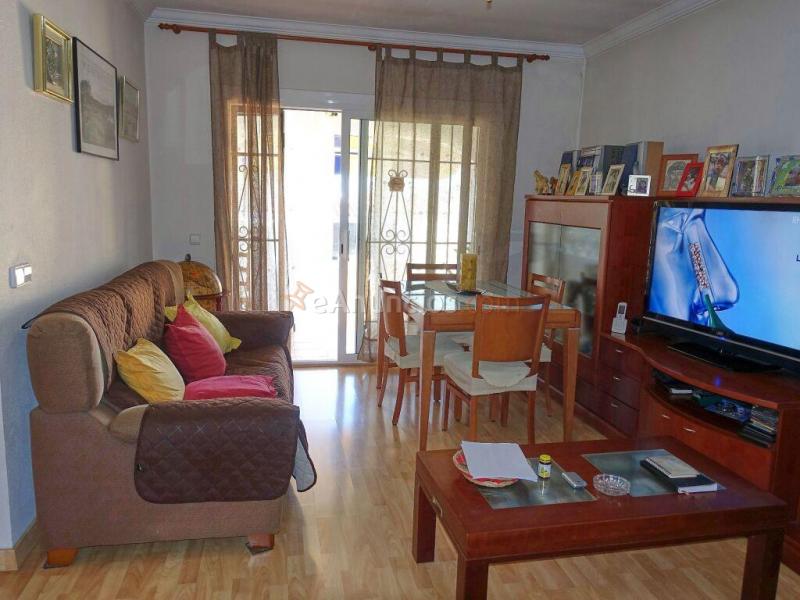 Adosada en Venta en Escala, L Girona