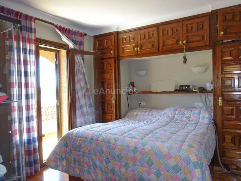 Casa-Chalet en Venta en Escala, L Girona