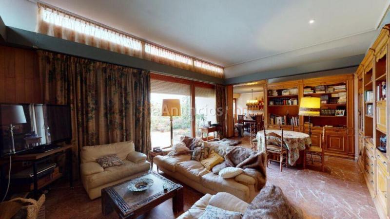 Casa-Chalet en Venta en Novelda Alicante