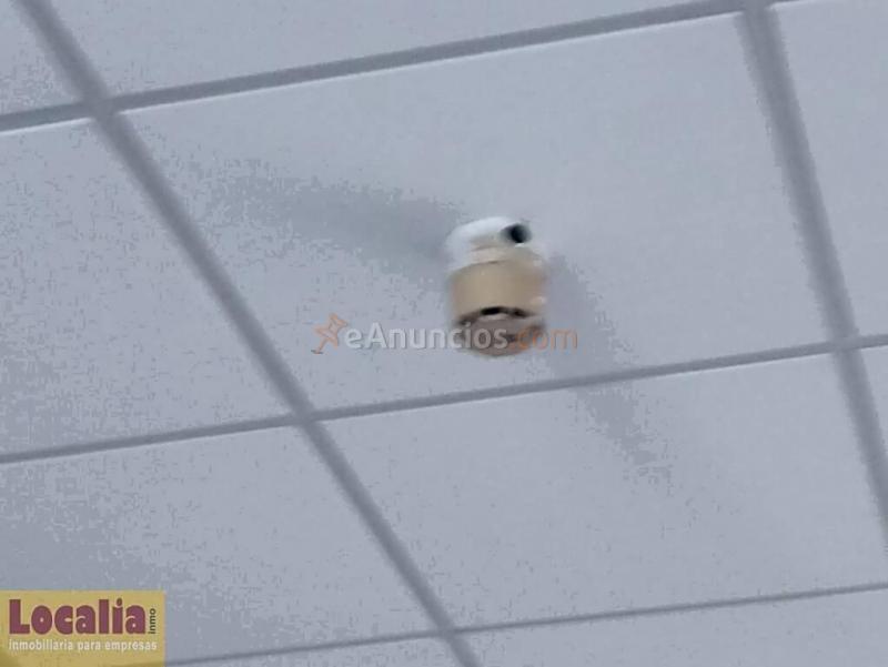 Amplio local comercial en Torrelavega