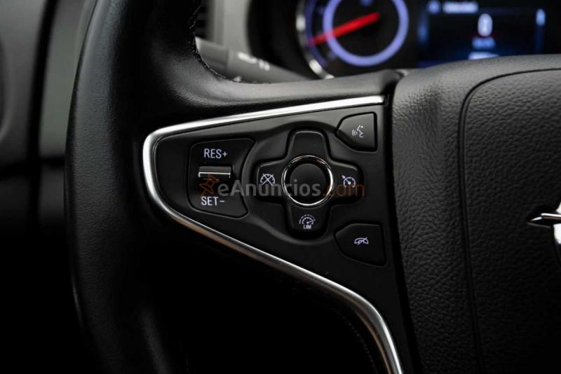 Opel Insignia  1.6 CDTI SELECTIVE136CV 