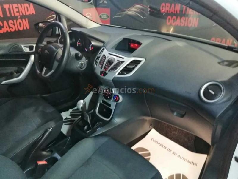 Ford Fiesta 1.25 URBAN 60CV 