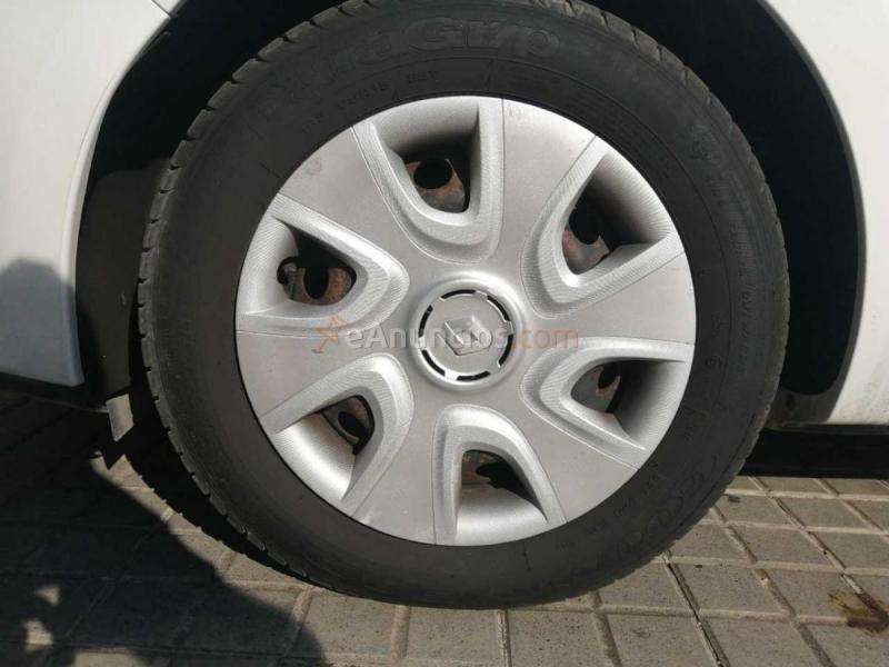 Renault Clio Authentique 1.2 16v 75 