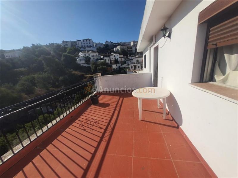 Edificio Viviendas en Venta en Benarraba Málaga