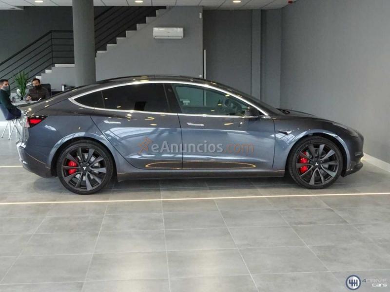 Tesla Model 3 Long Range Performance 