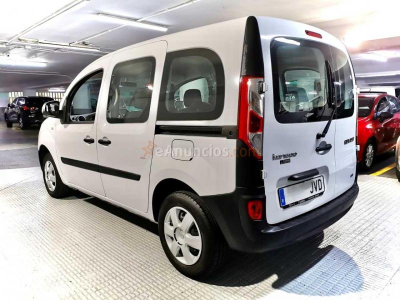Renault Kangoo combi 1.5 dCi Emotion 90cv. Impecable Etiqueta verde. 