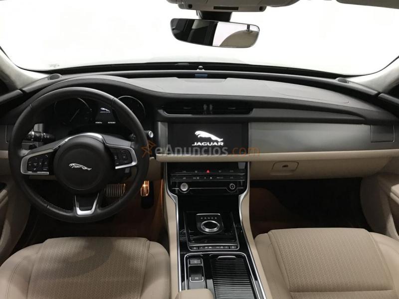 Jaguar XF 2.0D I4 132KW PRESTIGE AUTO 180 4P