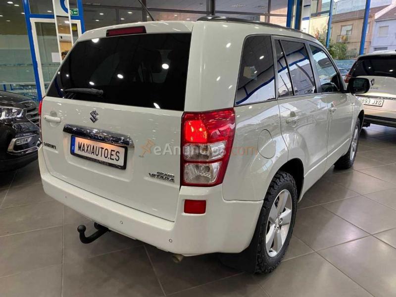 Suzuki Grand Vitara SERIE LIMITADA X30 4x4 reductoras 