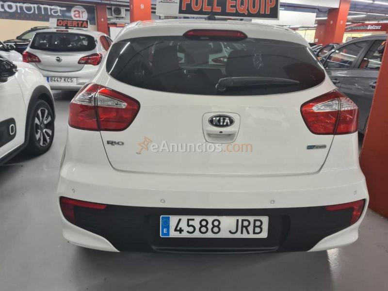 Kia Rio EMOTION GASOLINA 84 cv 