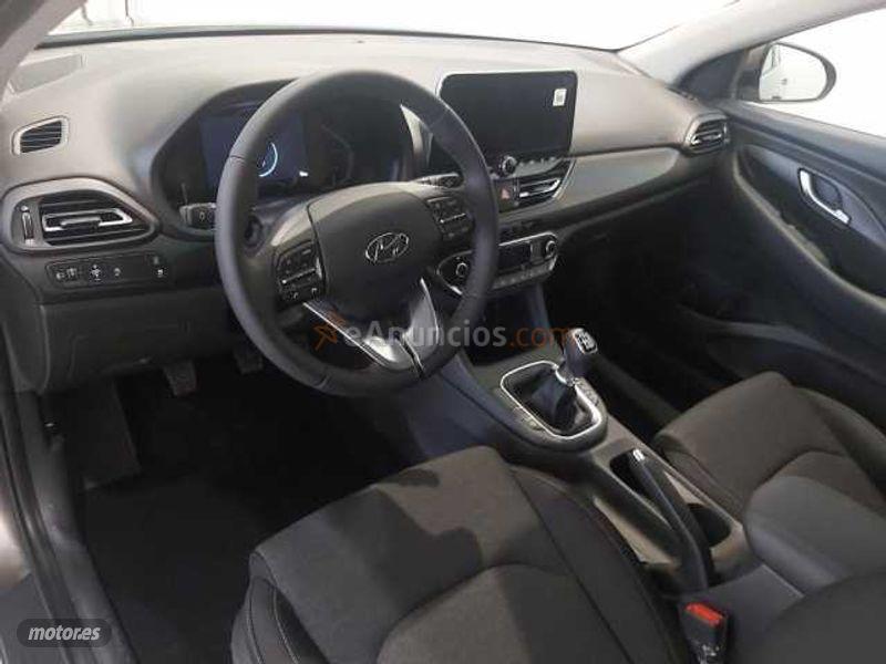 Hyundai i30 TGDI 1.0 120CV 48V TECNO de 2021 con 2.974 Km por 24.990 EUR. en Huelva