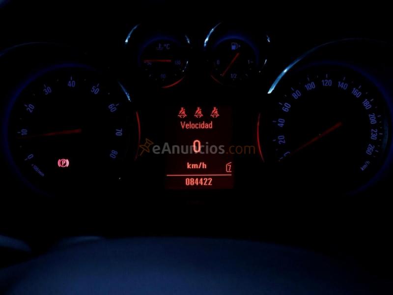 Opel Insignia  2.0 Turbo Sport 4x4 220 CV 