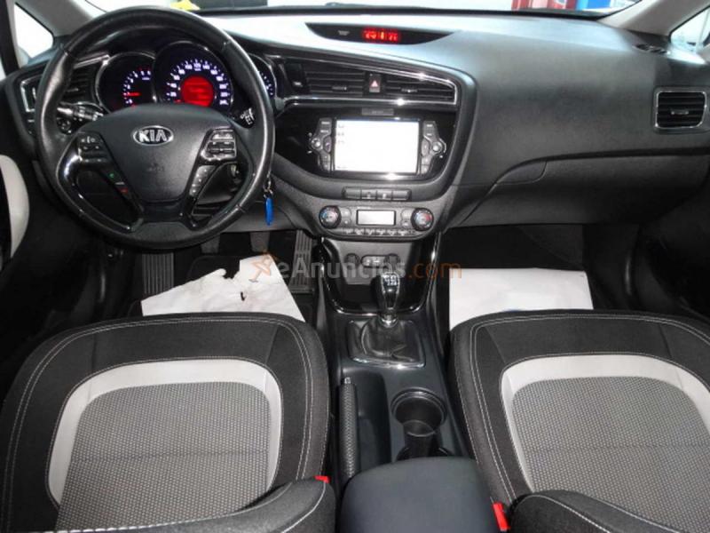 Kia Ceed 1.4 CRDi WGT xTech16 