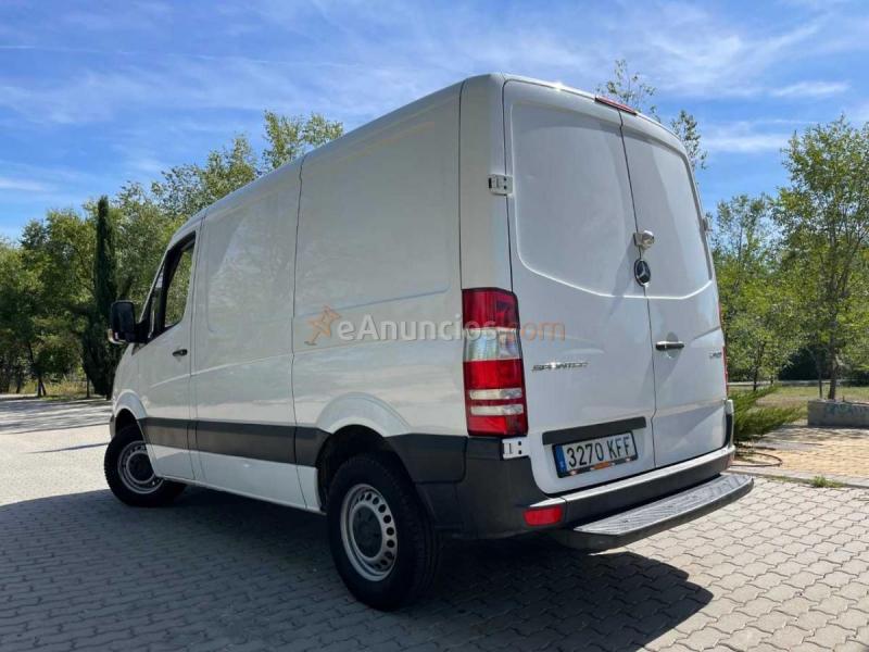 Mercedes Sprinter Corto 3.0T 211 CDI 114cv 6 vel. *38.000 km* *Nacional* 