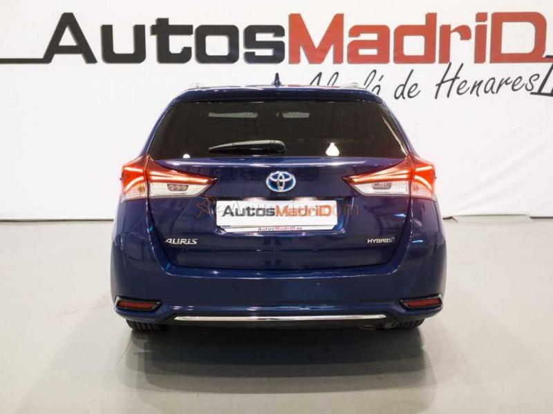Toyota Auris 1.8 140H Advance Touring Sports