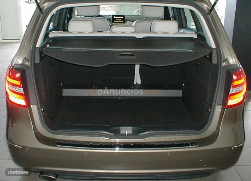 Mercedes Clase B 200 Sport de 2012 con 83.000 Km por 15.990 EUR. en Tenerife