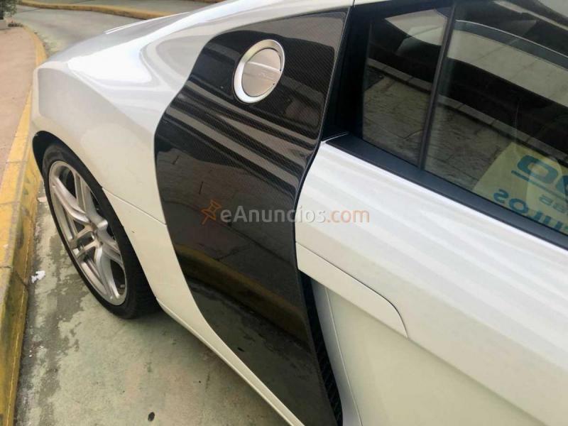 Audi R8 4.2 V8 FSI QUATTRO R-TRONIC SOLO 30.000 KMS 