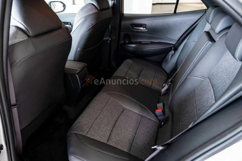 Toyota Corolla 2.0 180H STYLE E-CVT