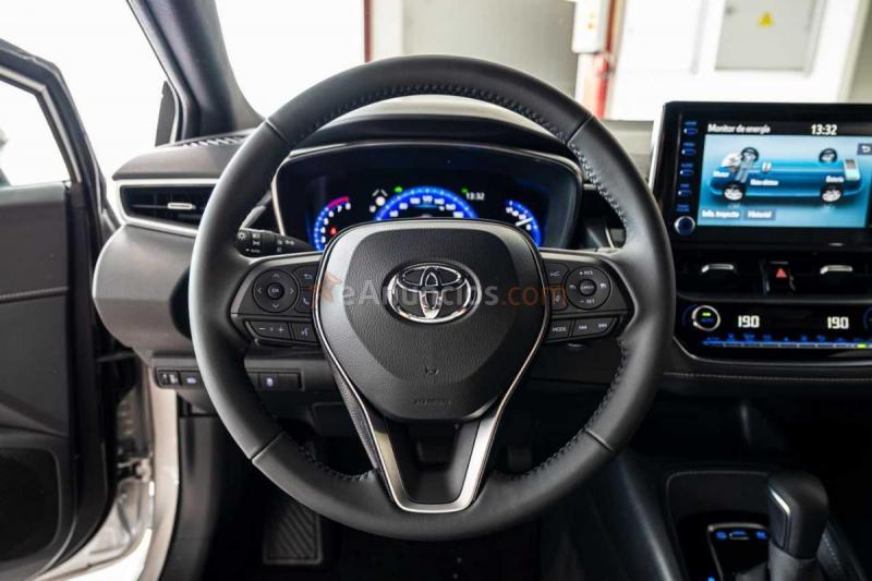 Toyota Corolla 2.0 180H STYLE E-CVT