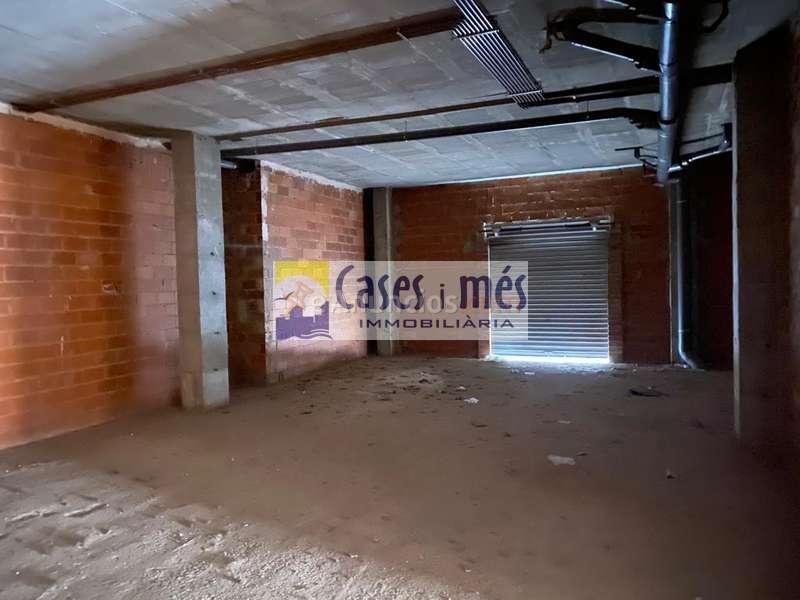 LOCAL COMERCIAL 125m2.