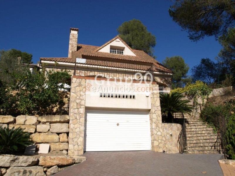 Acogedora y amplia casa a cuatro vientos en Cervelló