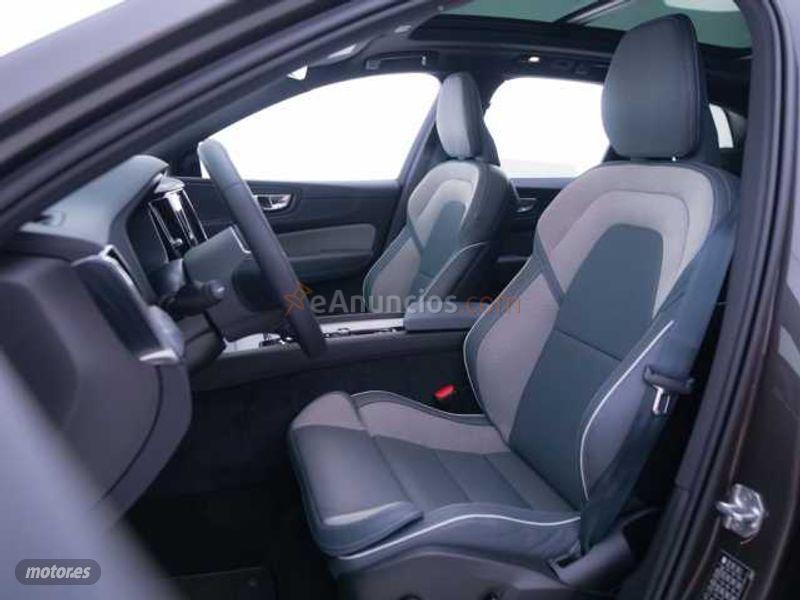 Volvo XC 60 XC60 B4 mild-hybrid (Diesel) R-Design Automatico de 2021 con 10 Km por 52.900 EUR. en Zaragoza