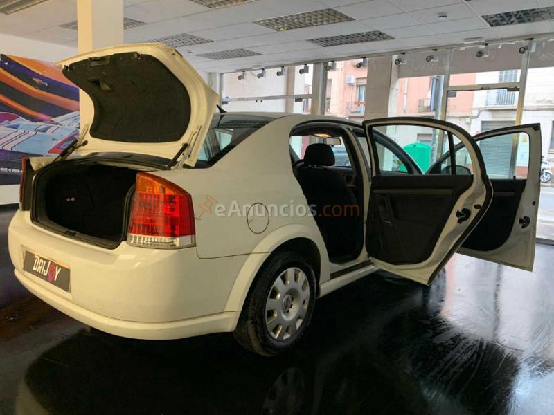 Opel Vectra Cosmo 1.9 CDTI 8v 120 CV 4p. 