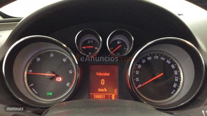 Opel Insignia ST 2.0CDTI ECOFLEX EDITION de 2011 con 200.031 Km por 6.900 EUR. en Madrid