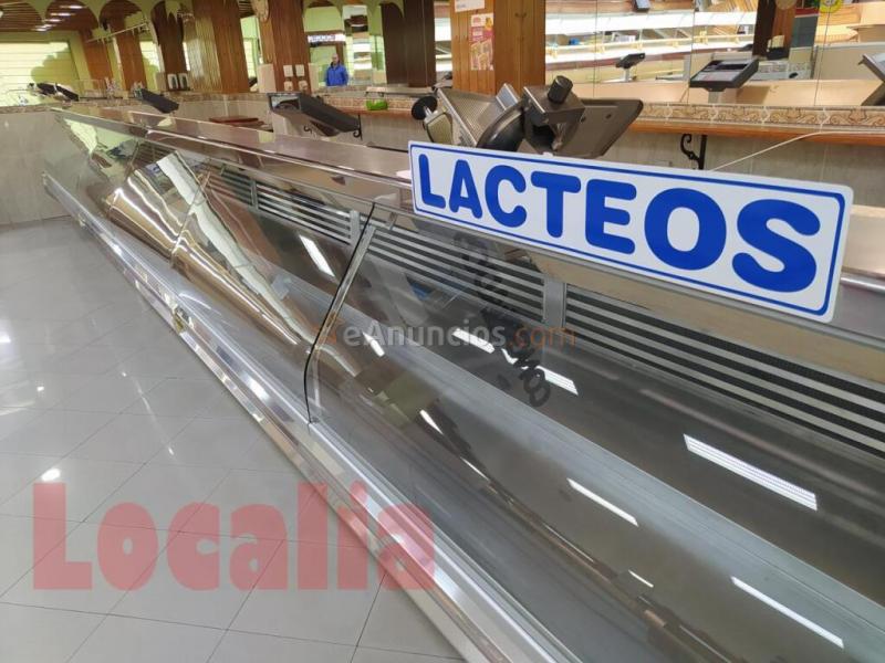 Tienda de alimentación o mercado en Torrelavega