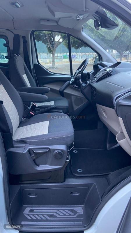Ford Tourneo Custom FORD TOURNEO CUSTOM - 2.0 - 170cv - DIESEL de 2016 con 415.000 Km por 12.999 EUR. en Malaga