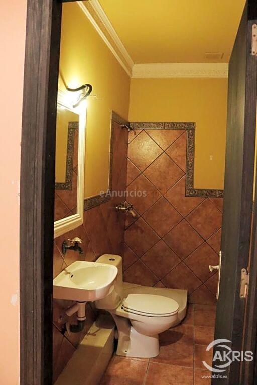 LOCAL EN CENTRO DE CALPE CERCA DE LA PLAYA