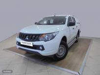 Mitsubishi L 200 2.5DI-D Double Cab. M-PRO + Paragolpes L200 y Sensor Parking de 2019 con 123.640 Km por 23.690 EUR. en Madrid