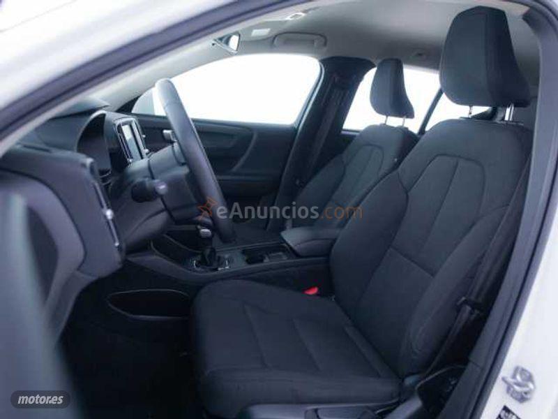 Volvo XC40 XC40 T3 Manual de 2018 con 43.337 Km por 28.500 EUR. en Zaragoza