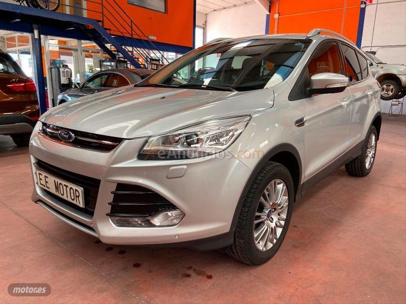 Ford Kuga 2.0 TDCi 140 4x4 Trend de 2013 con 154.000 Km por 15.490 EUR. en Soria