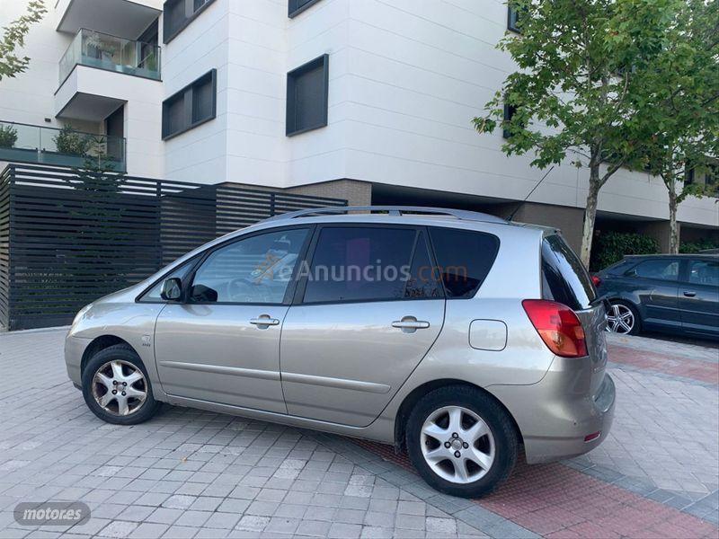 Toyota Corolla Verso 1.8 VVTi Linea Sol de 2003 con 219.811 Km por 3.150 EUR. en Madrid