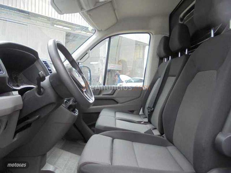 Volkswagen Crafter Furgon Furgon 2.0TDI 35 BM TA L4H3 Sensor de parking trasero + Version fumador de 2018 con 136.325 Km por 24.290 EUR. en Madrid