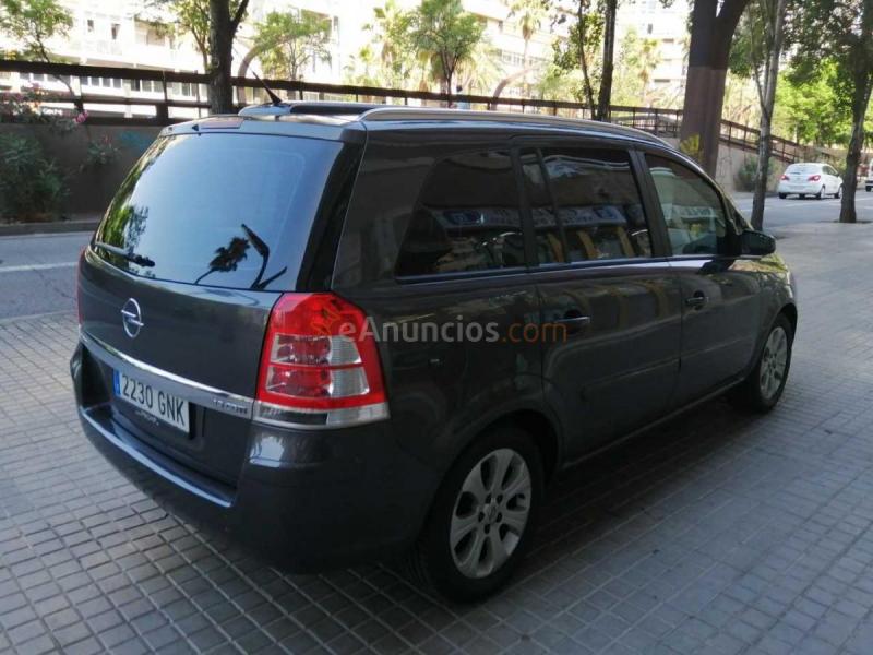 Opel Zafira 1.9 CDTi 150 CV Cosmo 