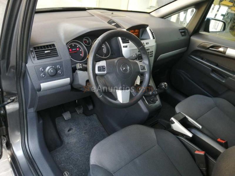 Opel Zafira 1.9 CDTi 150 CV Cosmo 
