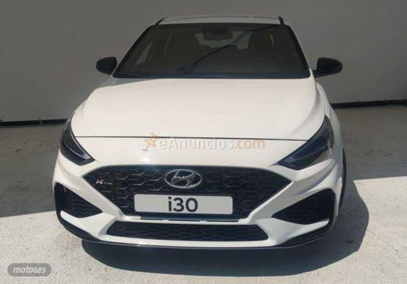 Hyundai i30 5P TGDI 1.0 120CV 48V N LINE de 2021 con 25.000 Km por 18.500 EUR. en Lugo