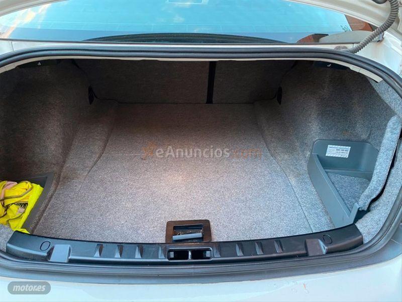 BMW Serie 3 320i de 2008 con 195.000 Km por 7.900 EUR. en Barcelona